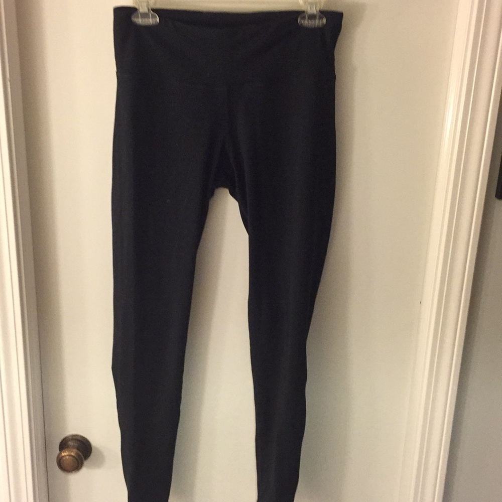 Black Leggings. C9 Champion. Size M.